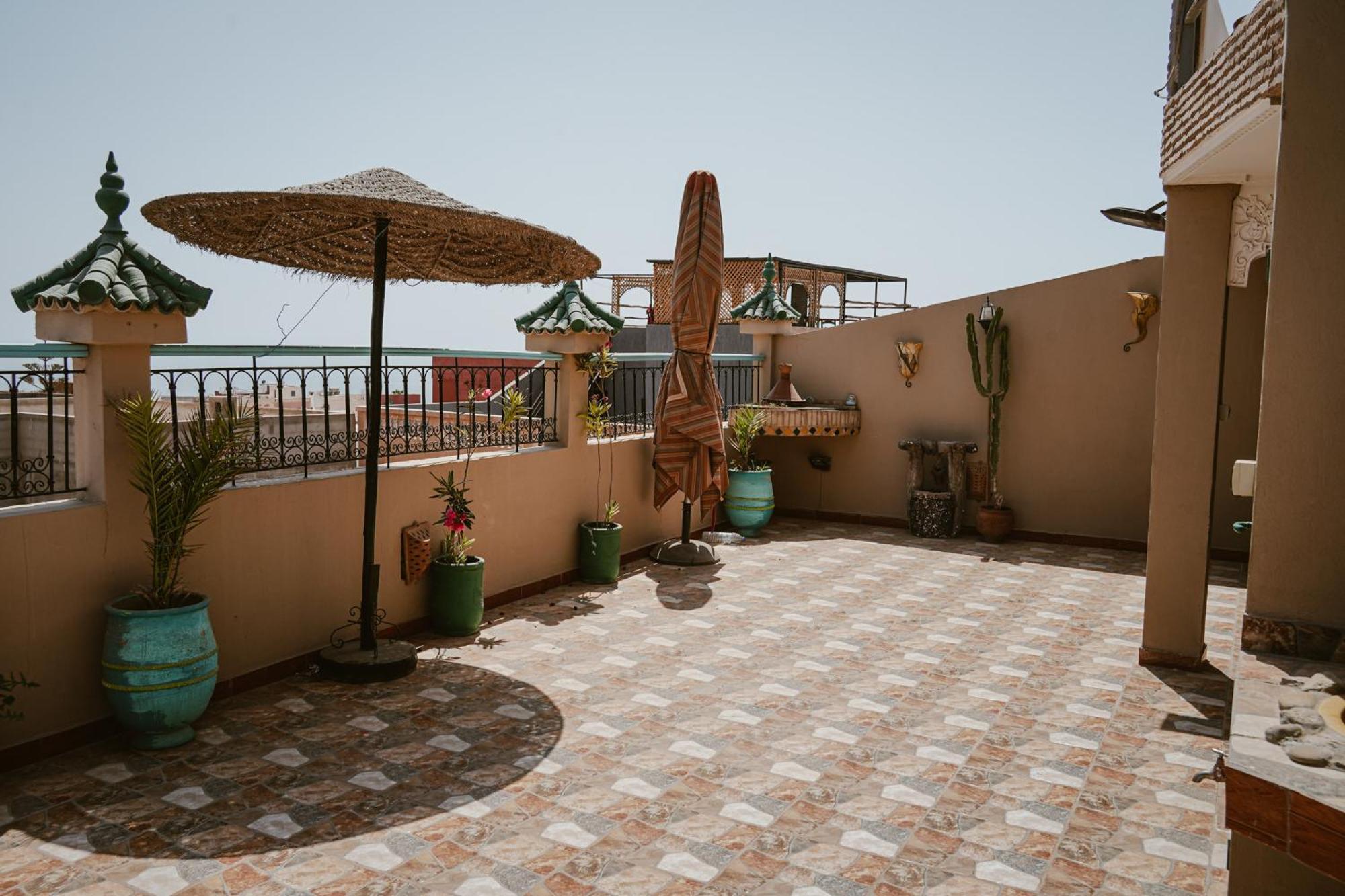 Dar Sultana Guesthouse Surf Morocco Tamraght Exterior foto